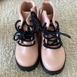 ZARA toddler boots size 6.5